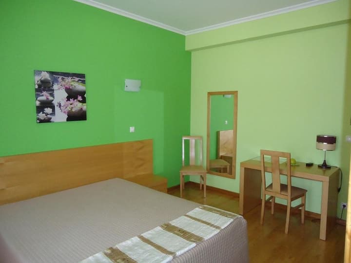 HOTEL ENCOSTAS DE NANTES