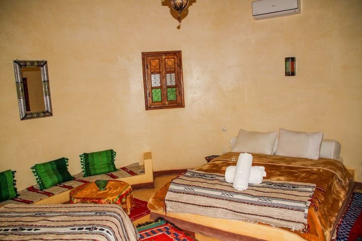 SKOURA LODGE