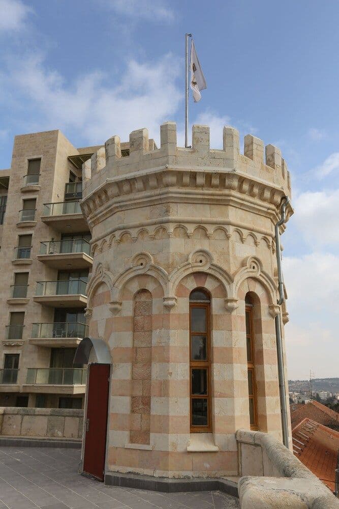 SERGEI PALACE HOTEL