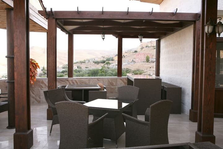 SEVEN WONDERS HOTEL - PETRA