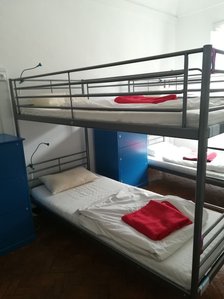 OLD EVORA HOSTEL
