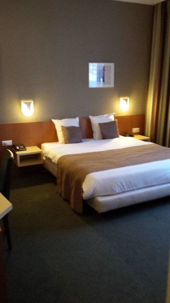 HOBBIT HOTEL ZAVENTEM  