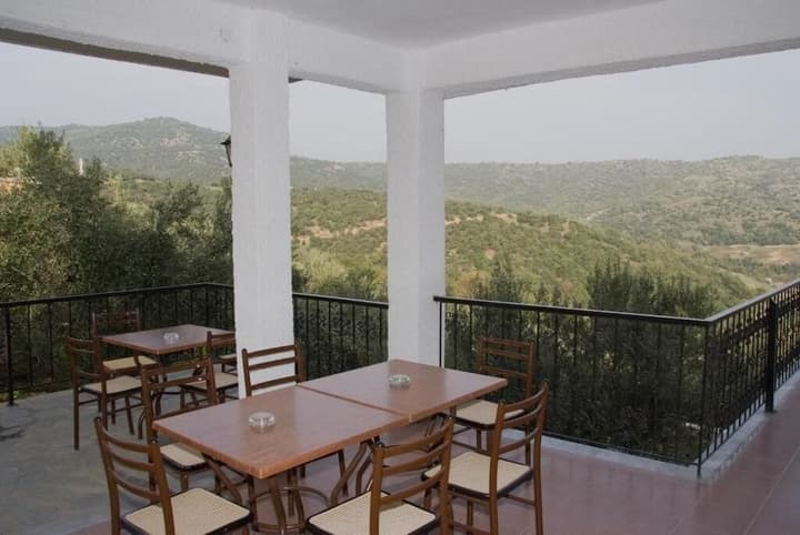 GUESTHOUSE ARSENIS