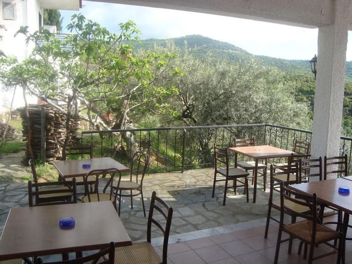 GUESTHOUSE ARSENIS