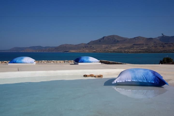 CAPARI SUITES
