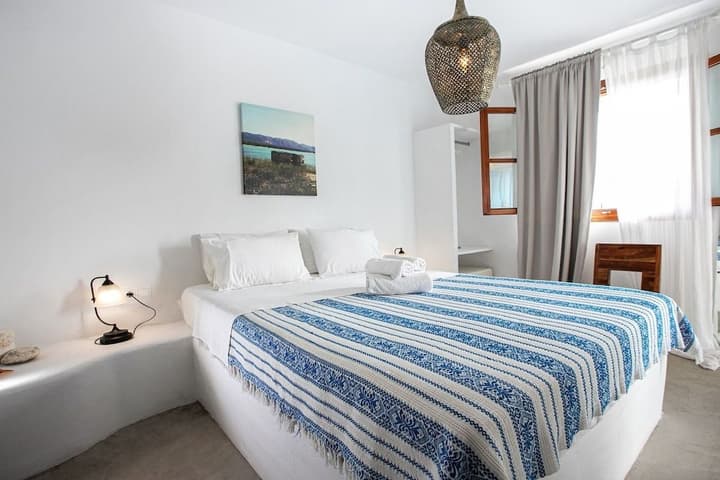 CAPARI SUITES