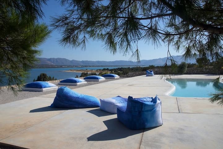 CAPARI SUITES