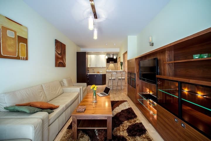 PLATINUM TOWERS HOTEL APARTMENTS