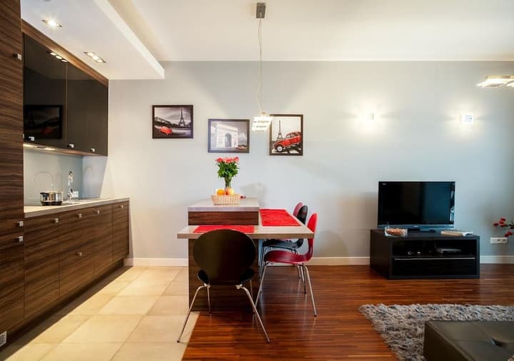 PLATINUM TOWERS HOTEL APARTMENTS