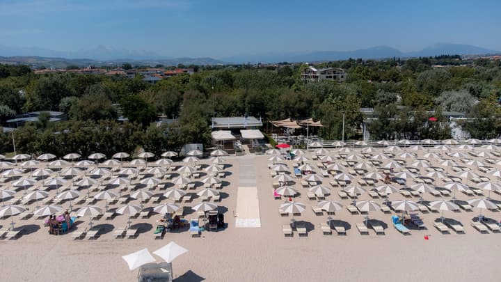 CLUB DEL SOLE STORK FAMILY COLLECTION