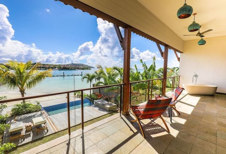 JA ENCHANTED WATERFRONT VILLAS SEYCHELLES