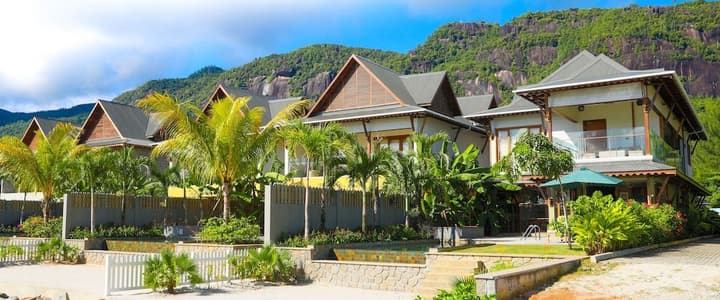 JA ENCHANTED WATERFRONT VILLAS SEYCHELLES