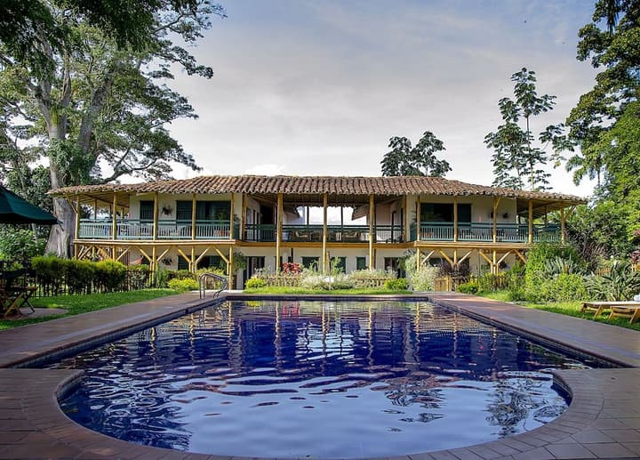 HOTEL HACIENDA BAMBUSA