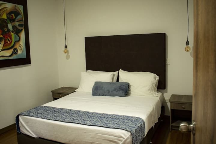 EL RELOJ CASA HOTEL