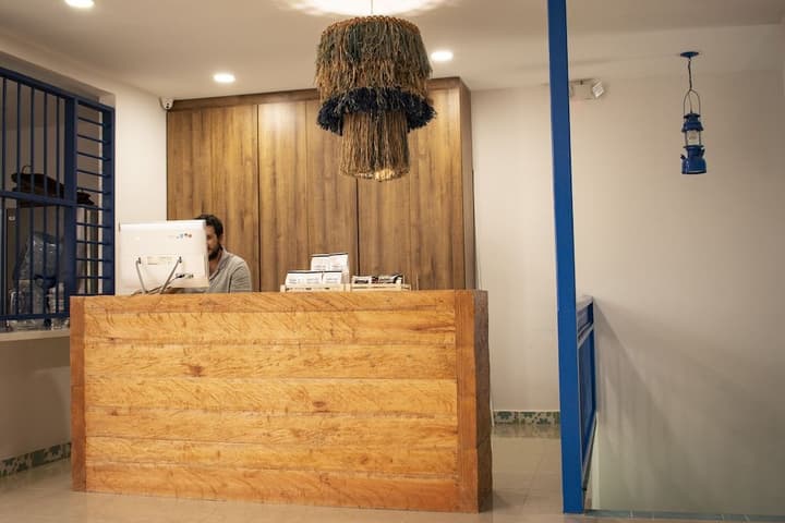 EL RELOJ CASA HOTEL