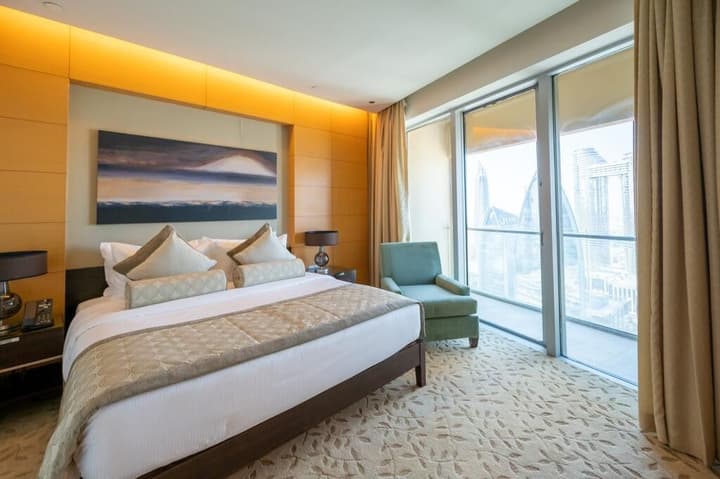 THE ADDRESS DUBAI MALL BY THE S HOLIDAY HOMES