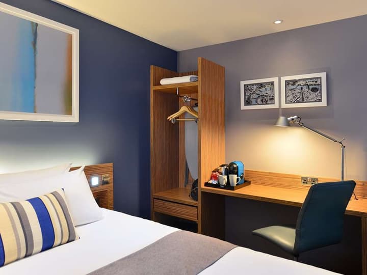 TRAVELODGE BATH WATERSIDE