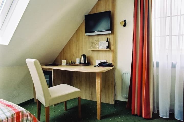 HOTEL SCHICK