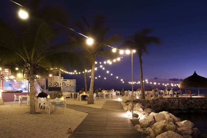 BLUE BAY EXCLUSIVE