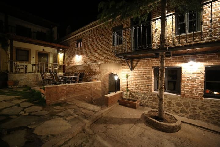 AKROPOLIS GUEST HOUSE