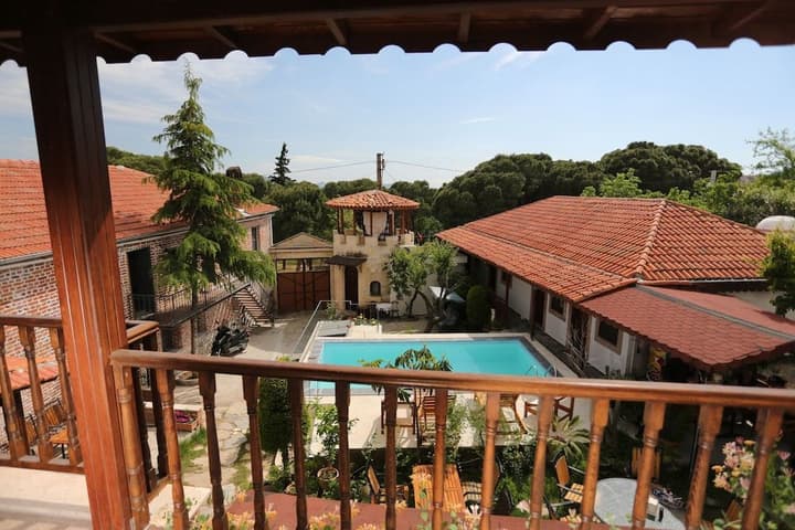 AKROPOLIS GUEST HOUSE