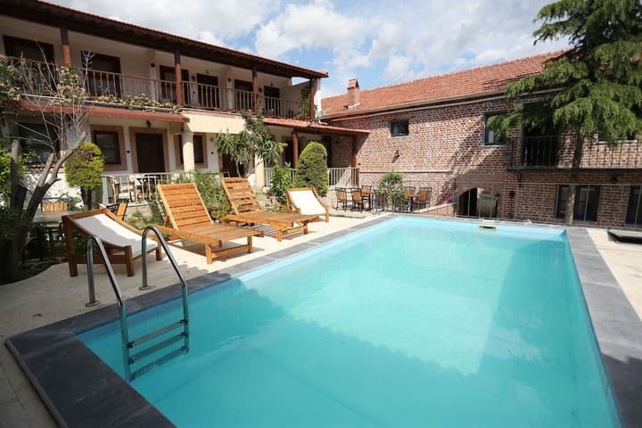 AKROPOLIS GUEST HOUSE