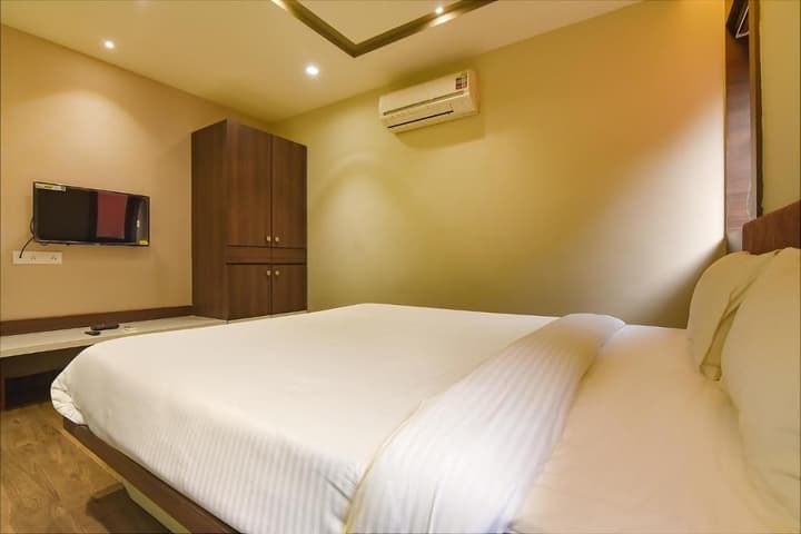 FABHOTEL EROS 282