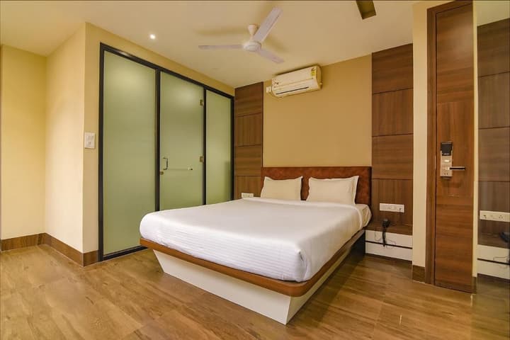 FABHOTEL EROS 282