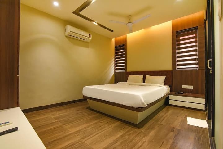 FABHOTEL EROS 282