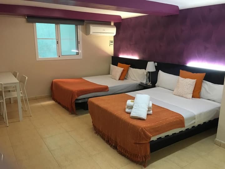 SUN & MOON HOSTEL