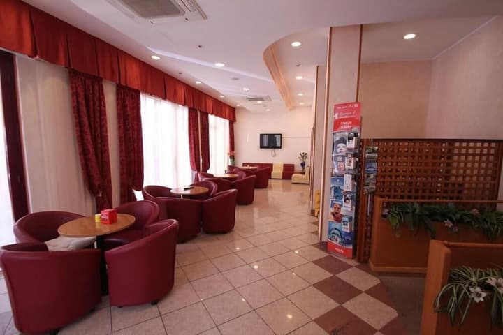 HOTEL COLORADO