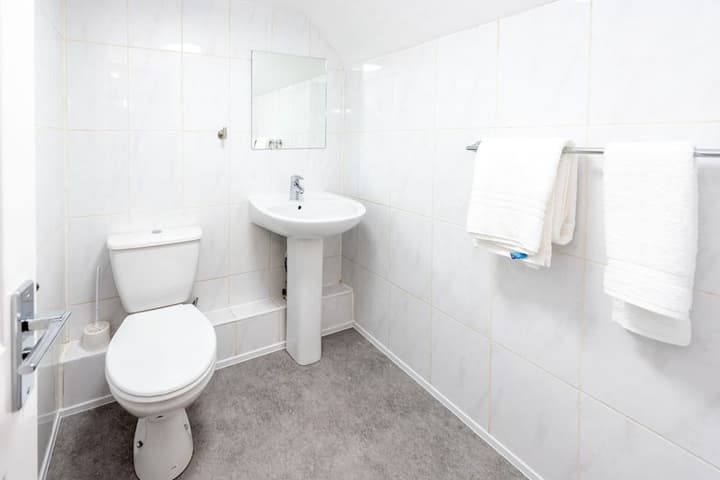 UNO HOTEL HEATHROW WINDSOR