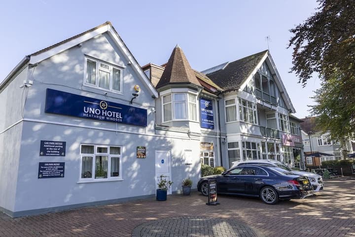 UNO HOTEL HEATHROW WINDSOR