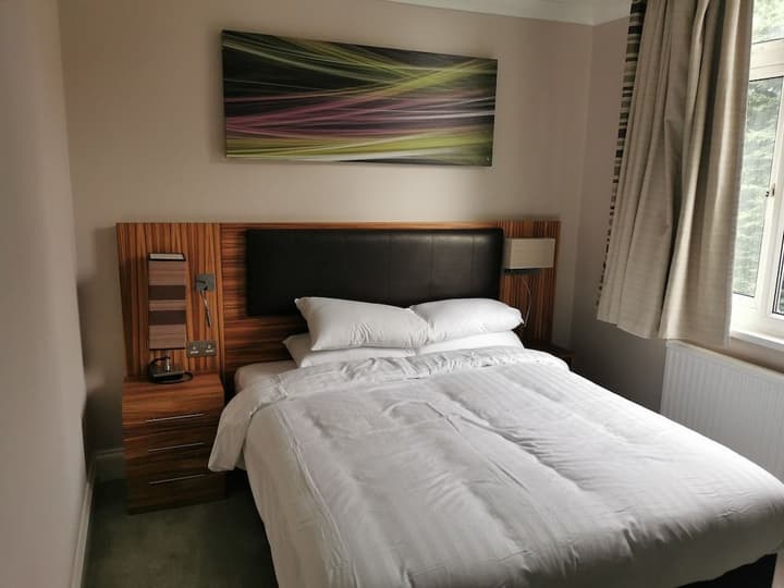 UNO HOTEL HEATHROW WINDSOR