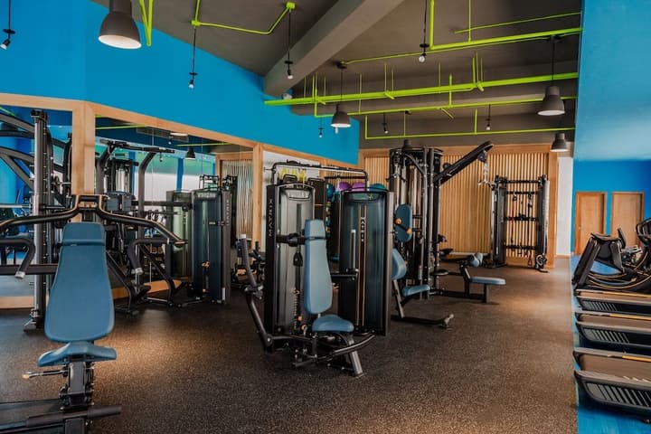 MARGARITAVILLE BEACH RESORT CAP CANA WAVE —AN ALL-INCLUSIVE EXPERIENCE FOR ALL