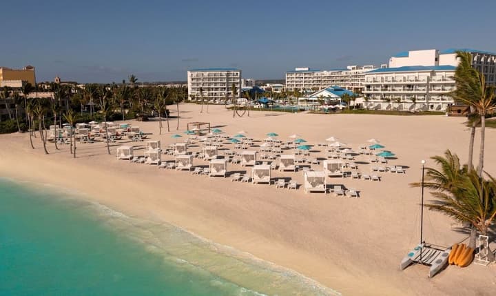 MARGARITAVILLE BEACH RESORT CAP CANA WAVE —AN ALL-INCLUSIVE EXPERIENCE FOR ALL