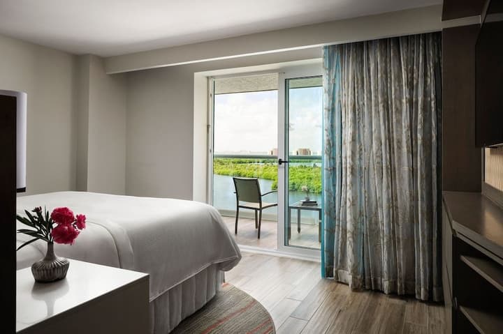 THE WESTIN CANCUN RESORT VILLAS & SPA