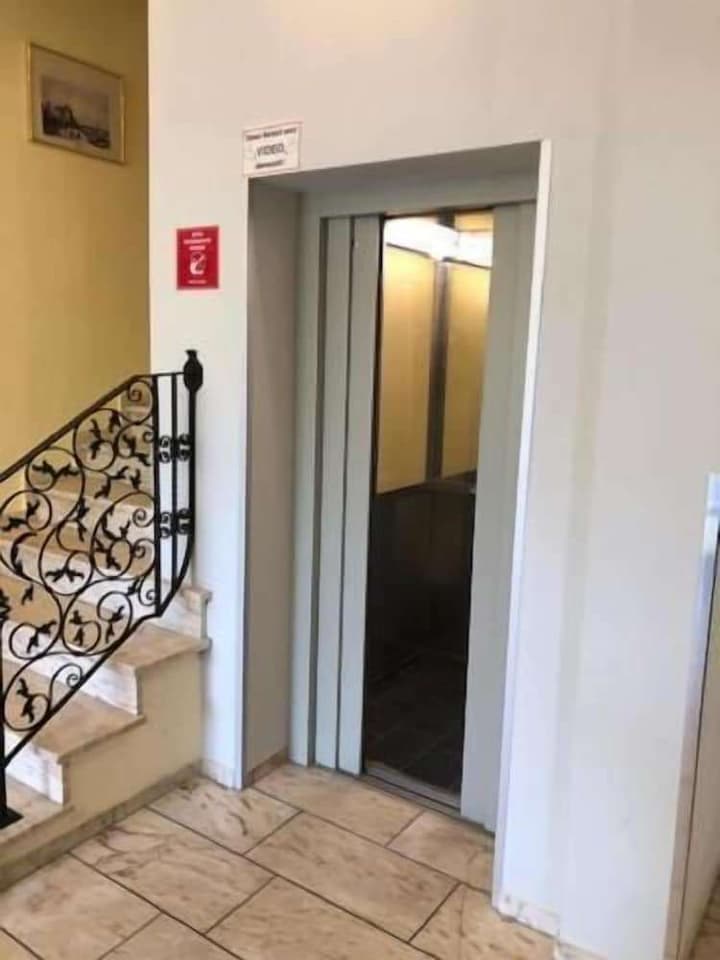 HOTEL CONTINENTAL