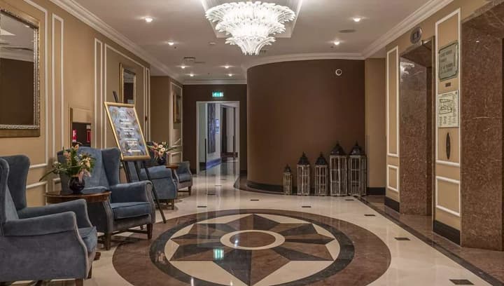 COSMOS SELECTION SAINT-PETERSBURG NEVSKY ROYAL HOTEL