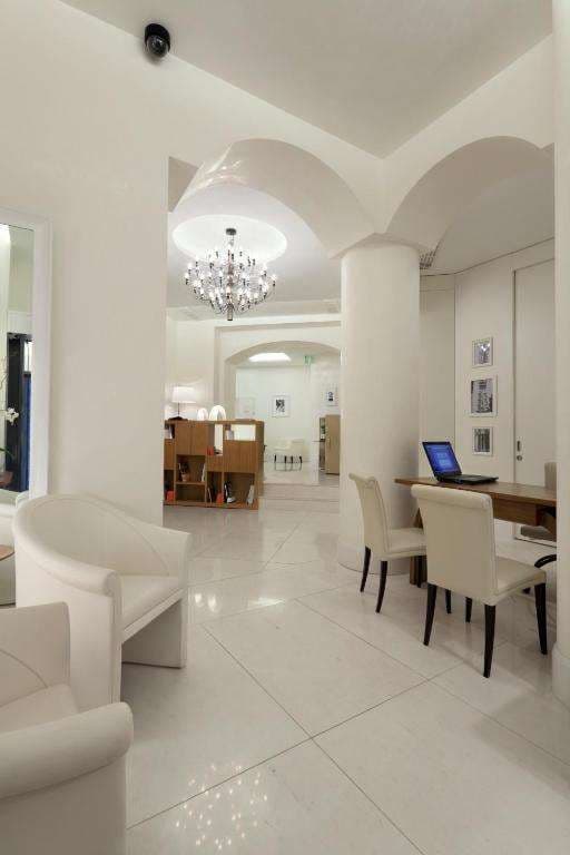 UNA MAISON MILANO