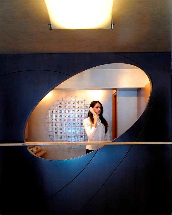 Maniatis Hotel