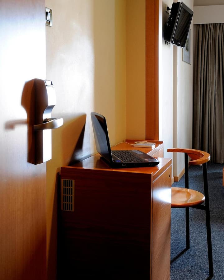 Maniatis Hotel