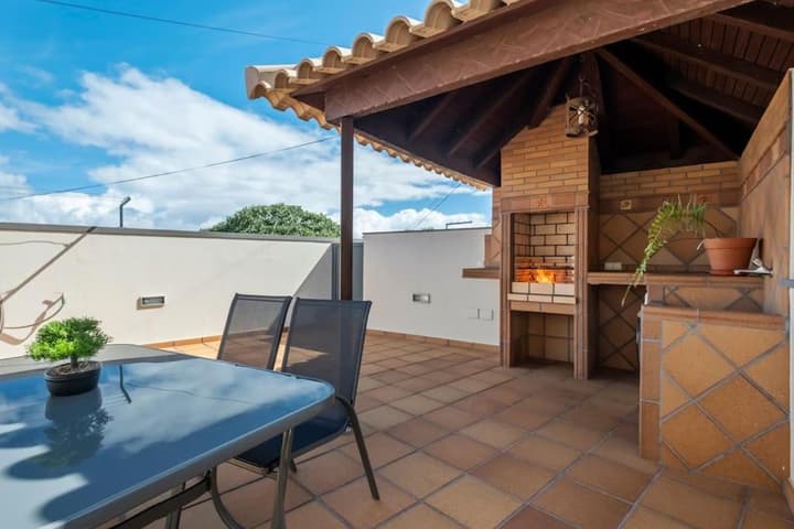 Casa do Palheiro Ribeirinho by Rent-a-key