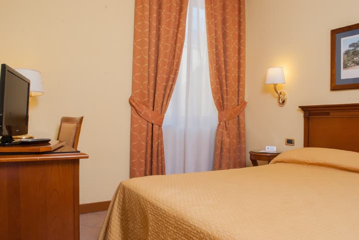 Le Cheminee Business Hotel