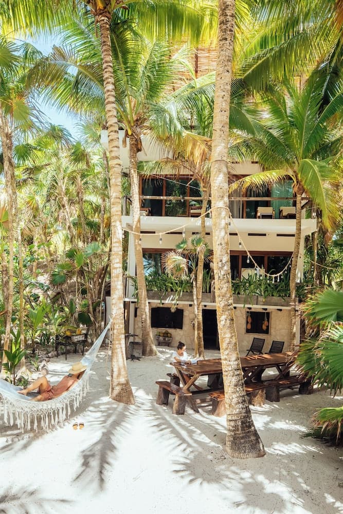 Olas Tulum