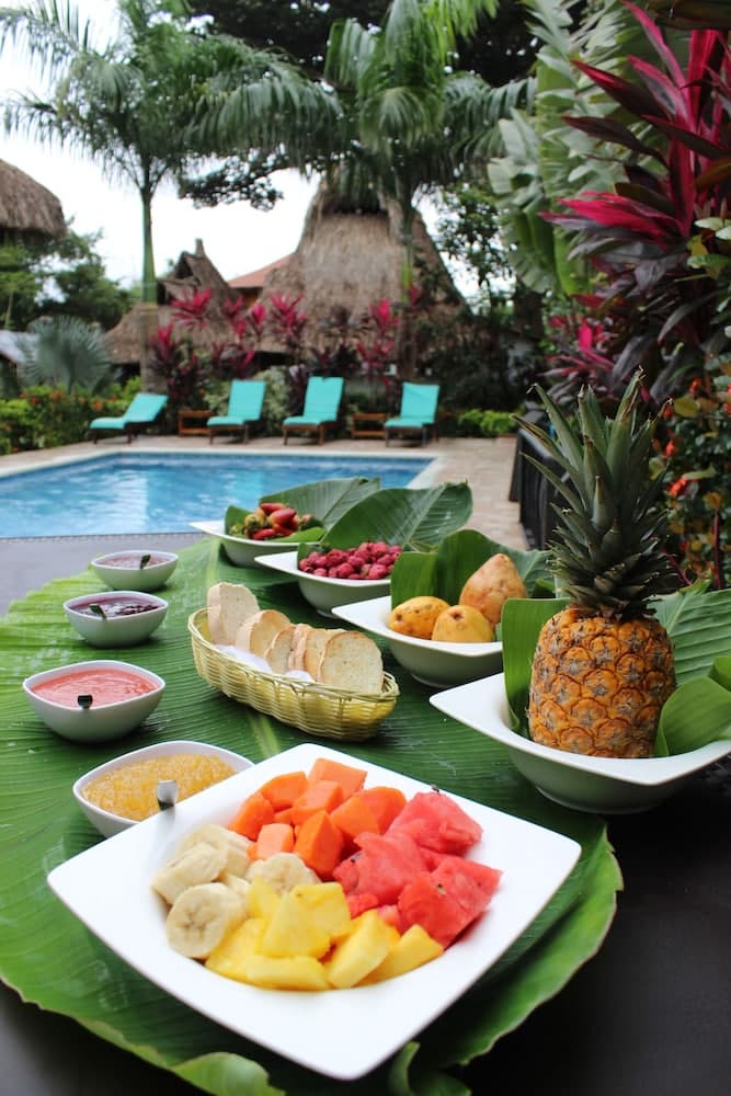 Primaluna Beach Hostel