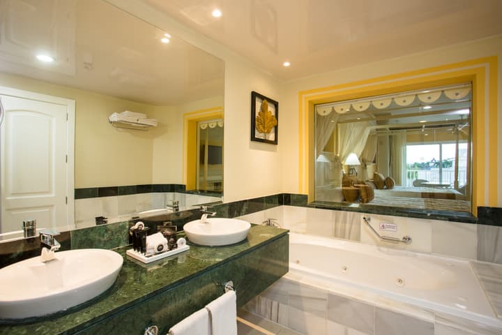 Bahia Principe Escape Bouganville - Adults Only