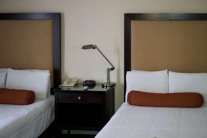 Washington Inn Oakland CA