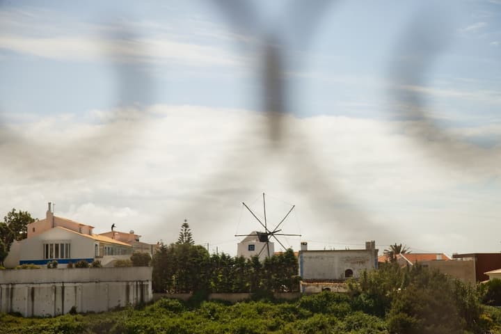 Ericeira Chill Hill 2 Peach Garden
