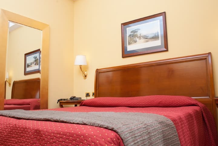 Le Cheminee Business Hotel